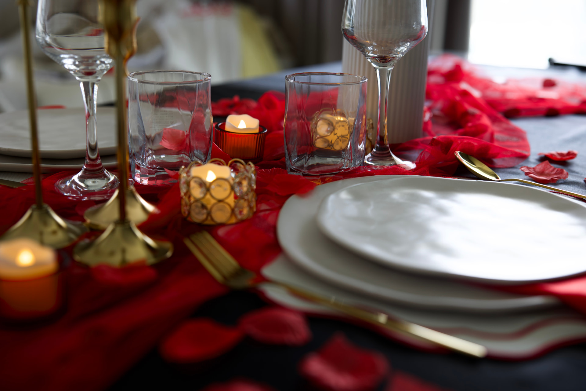 L'Amour detail 5